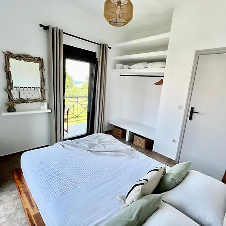 Rania アパート スコペロス