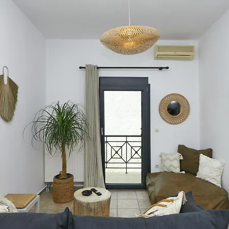 Rania Apartment Skopelos Town