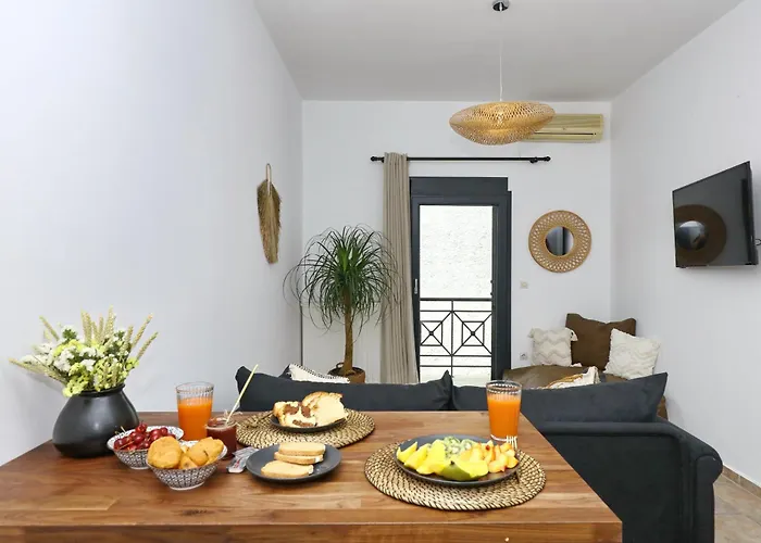 Rania Apartment Skopelos Town